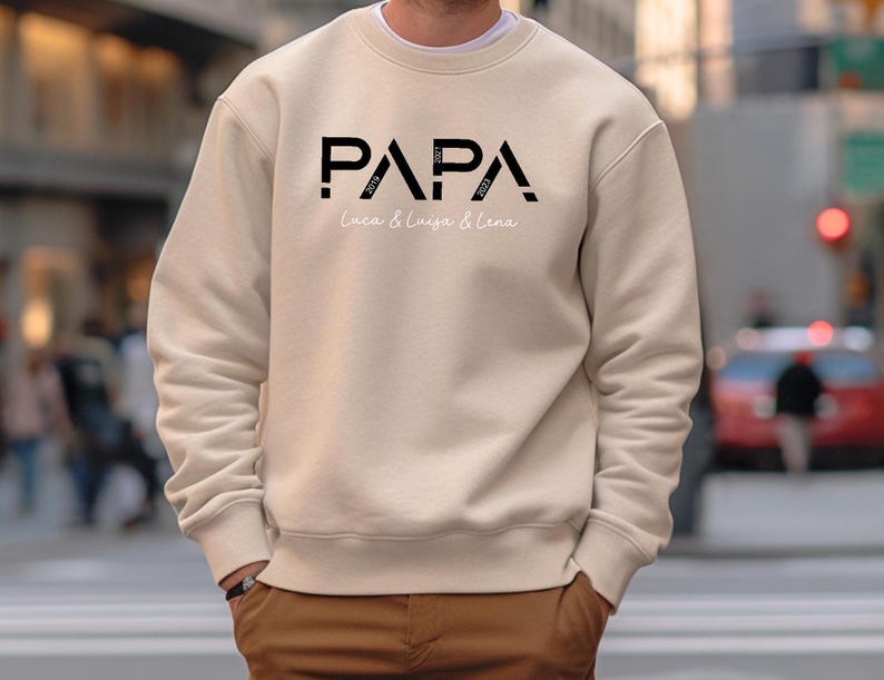 Father's greatest gifts: Personalized T-shirt/hoodie with your children's names and birth years. Dad sweater. Birthday gift.