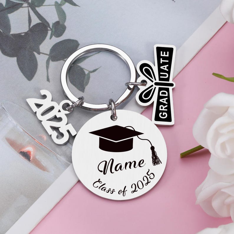 Graduation gifts Bulk, Class of 2025 Bulk, Custom Graduation Gifts, Personalized Keychain Gift, College High School Graduation Gifts