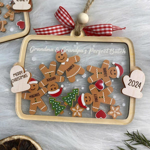 Custom Family Member Shaker Ornament, Custom Gingerbread Family Ornament, 4D Shake Family Ornament, Family Christmas Gifts, Family Keepsake