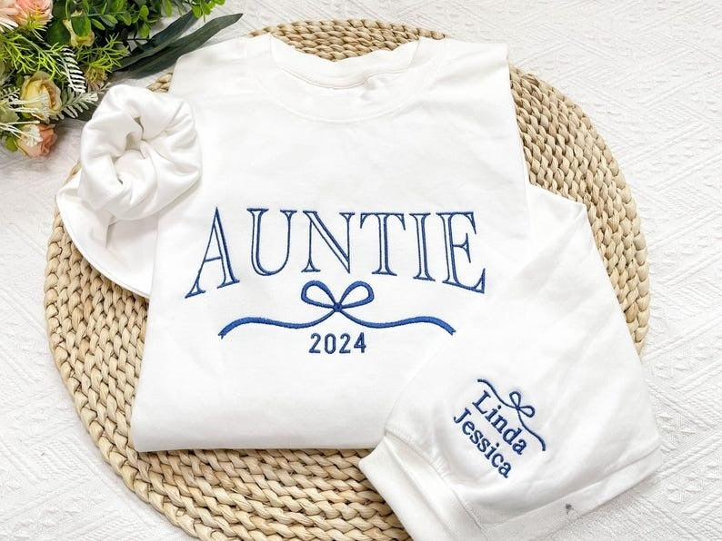 Cute and Trendy Auntie Bow Embroidered Sweatshirt with Kids Name on Sleeve,Personalized Crewneck Pullover, Aunt Sweatshirt, Christmas Gifts