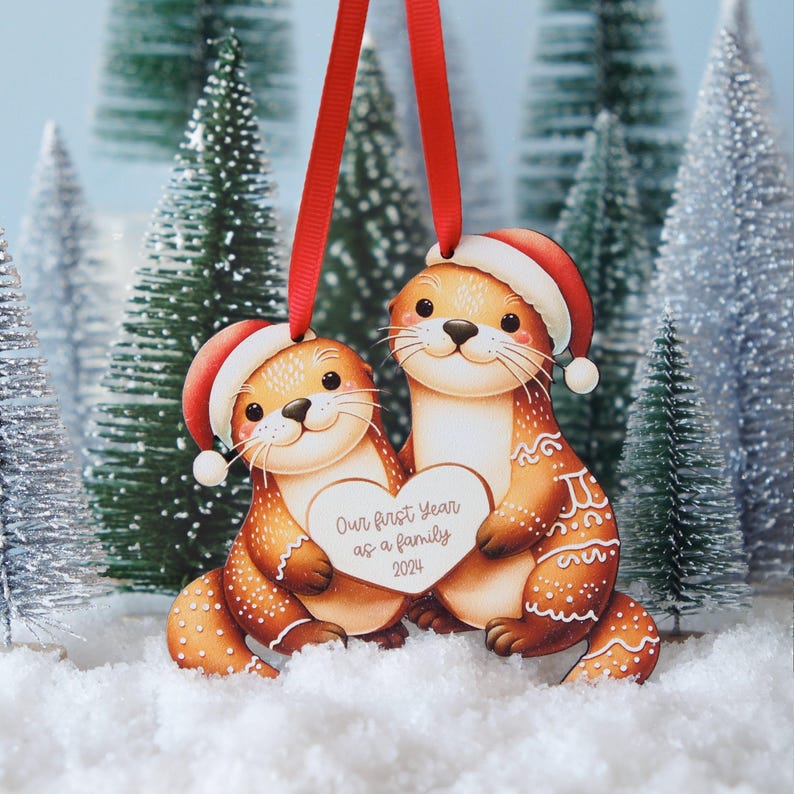 Otters Couple Ornament Personalized - Christmas ornament for couples, Christmas Tree Decor, Wood Otters in Love, 2025 New Year, Otter Lovers