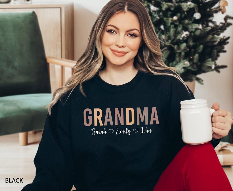 Personalized Grandma Sweatshirt with Names, Custom Grandma Sweatshirt, Nana T-Shirt, Gramma With Children Names Apparel, Mother's Day Gift