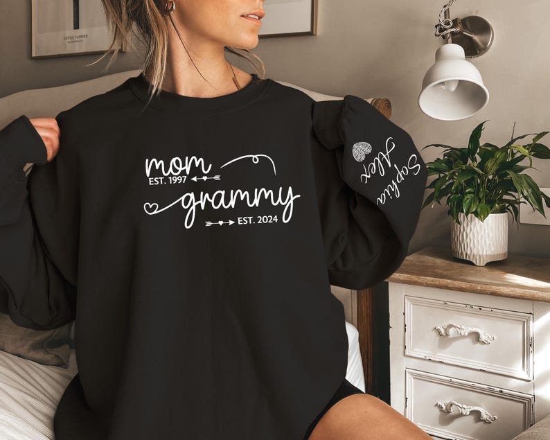 Custom Mom Grandma Est Year Sweatshirt and Hoodie, Custom Mama Sweater, Personalized Pregnancy Announcement,Mother Day Gift,Gift For Grandma