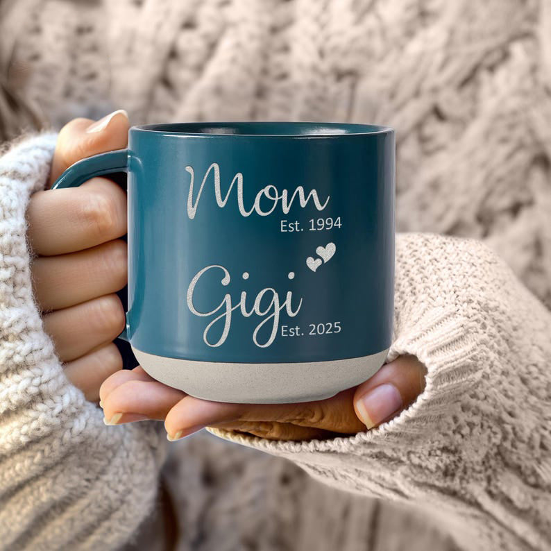 Personalized Grandma Mug Engraved Mug, New Grandma Mug Est 2025 Gift, Future Gigi Pregnancy Announcement, First Time Nana Mimi Cup Gifts