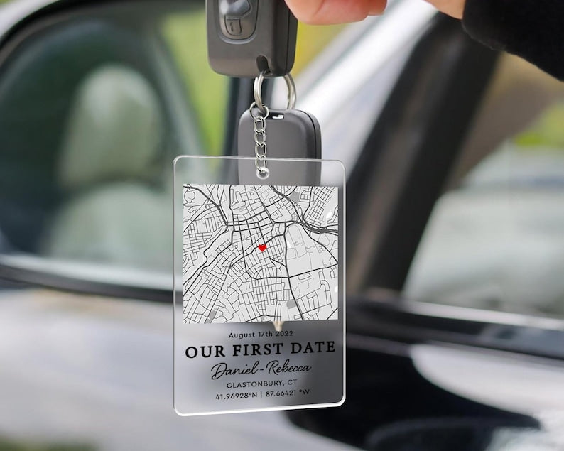 Personalized Map Our First Date Keychain, Custom Couple Keychain, Anniversary Gift, Gift for Him, Keychain For Lovers, Couple Christmas gift