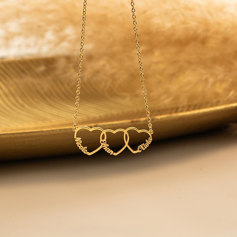 Family Name Necklace with Heart, Multiple Hearts Necklace, Kids Names Jewelry for Mom