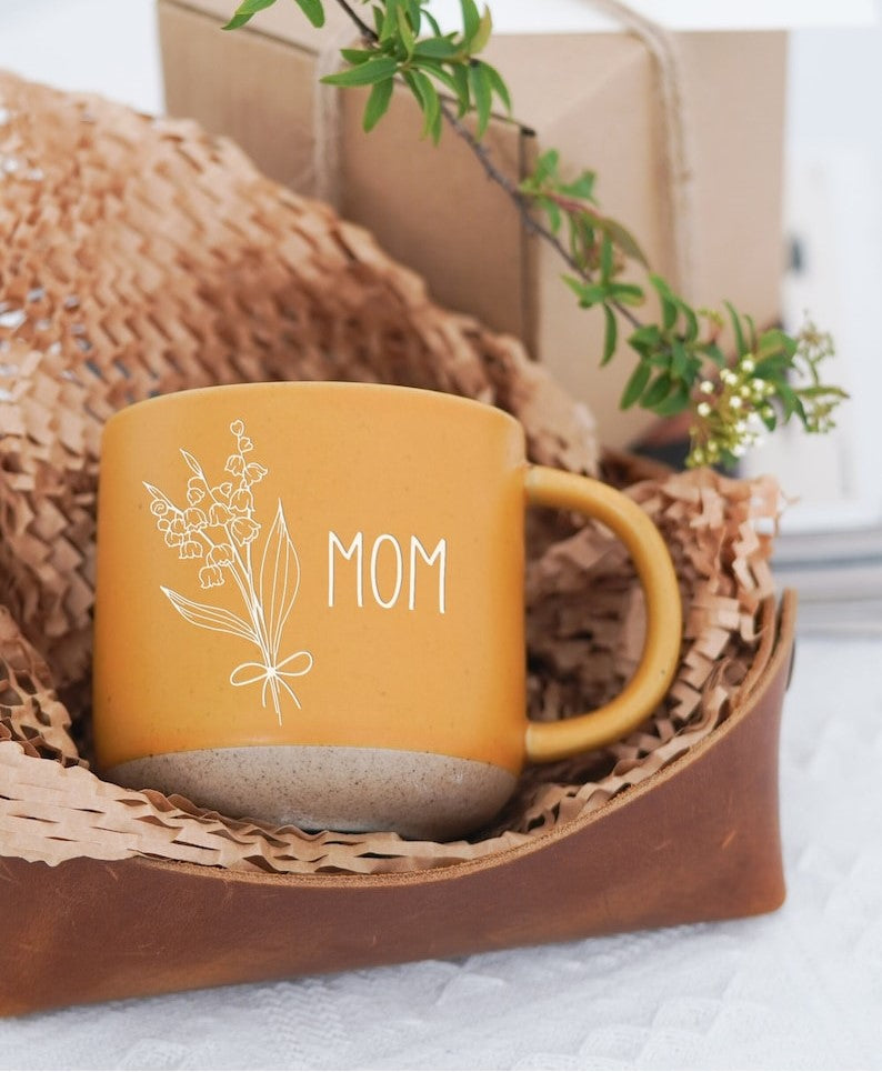 Custom Coffee Mug Birth Flower Mug, Personalized Mug for Mom Family Gift, Gift for Dad Mug Engraved Gift Christmas Gifts Ideas, Gift for Her