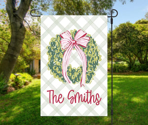 Personalized Christmas Garden Flag Custom Family Name Holiday Decor Outdoor Winter Yard Sign Festive Home Welcome Banner Seasonal Decoration