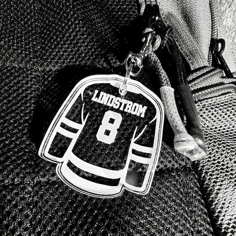 Hockey Bag Tag, Hockey Team Gift, Hockey Keychain, Sports Team Gift, End Of Season Hockey Gift, Pee-wee Hockey gift, Custom Hockey Gift