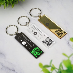 QR Code Song Keychain - Scannable Barcode Music Keyring Boyfriend Girlfriend Audio Personalised Romantic Keepsake
