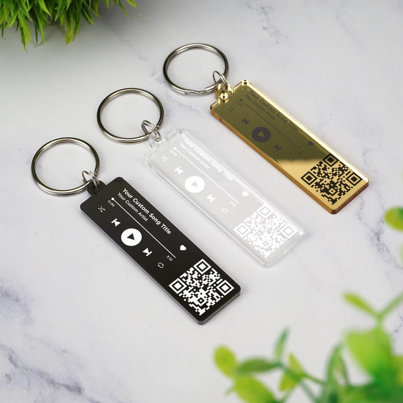 QR Code Song Keychain - Scannable Barcode Music Keyring Boyfriend Girlfriend Audio Personalised Romantic Keepsake