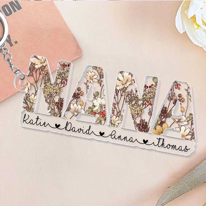 Personalized Mother's Day Gift For Nana, Custom Grandma Keychain, Nana With Grandkids Name Flowers Keyring, Gift For Grandma, Gift For Mom