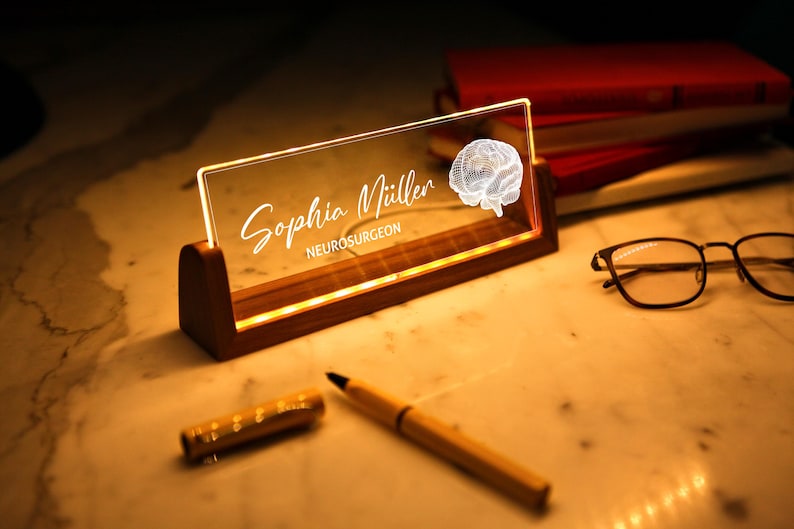 Heart Surgeon Personalized 3D Lamp - Unique Doctor Gift - Heart Surgery Gift - Customized Gifts for Heart Doctor - Cardiologist Gift Ideas