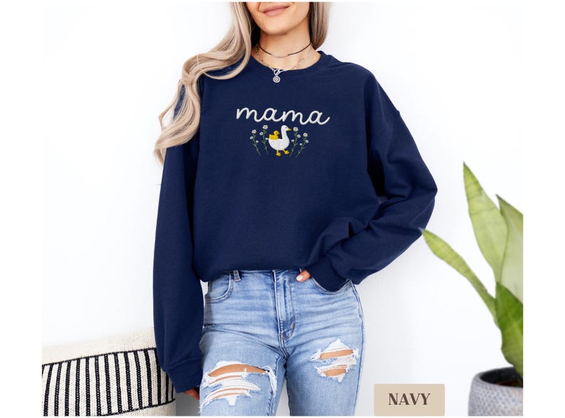 Embroidered Mama Sweatshirt, Goose Mama Crewneck, Mother's Day Gift, New Mom Gift, Baby Shower Gift, Cozy Mom Sweater, Cute Mom Sweatshirt