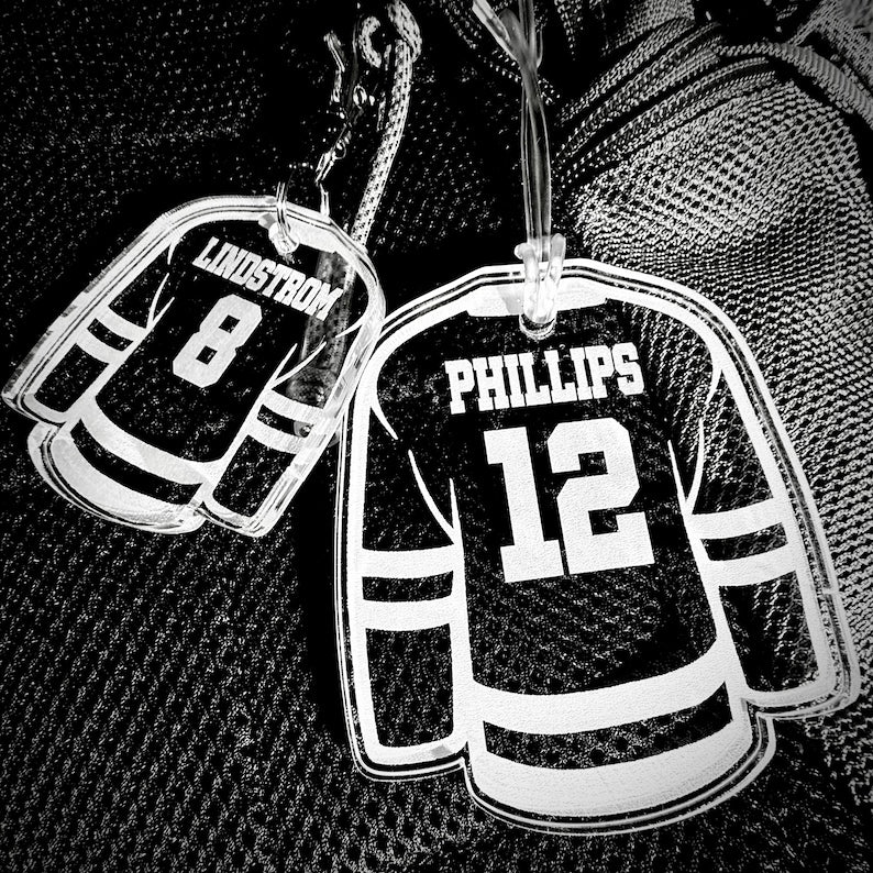 Hockey Bag Tag, Hockey Team Gift, Hockey Keychain, Sports Team Gift, End Of Season Hockey Gift, Pee-wee Hockey gift, Custom Hockey Gift