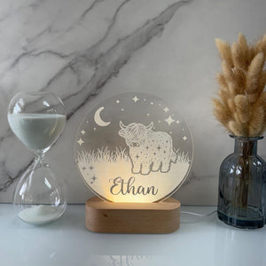 Custom Highland Cow Night Light - Personalized LED Lamp Kids Room, Nursery Decor, Unique Baby Shower Gift, Boy/Girl Name Bedroom Nightlight