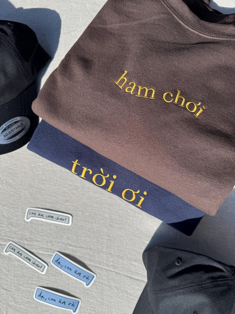 Ham Chơi Embroidered Crewneck Sweater: Vietnamese Fun Gift