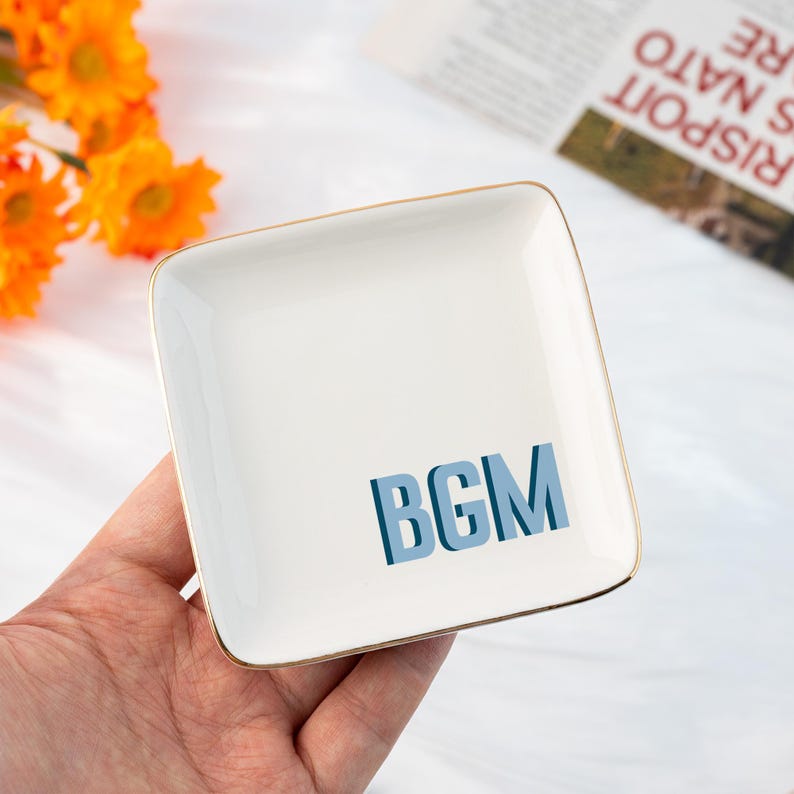 Custom Initial Ring Dish,Personalized Letter Trinket Dish,Jewelry Dish,Wedding Bridesmaid Gift,Birthday Gift for Best Friend,Anniversary
