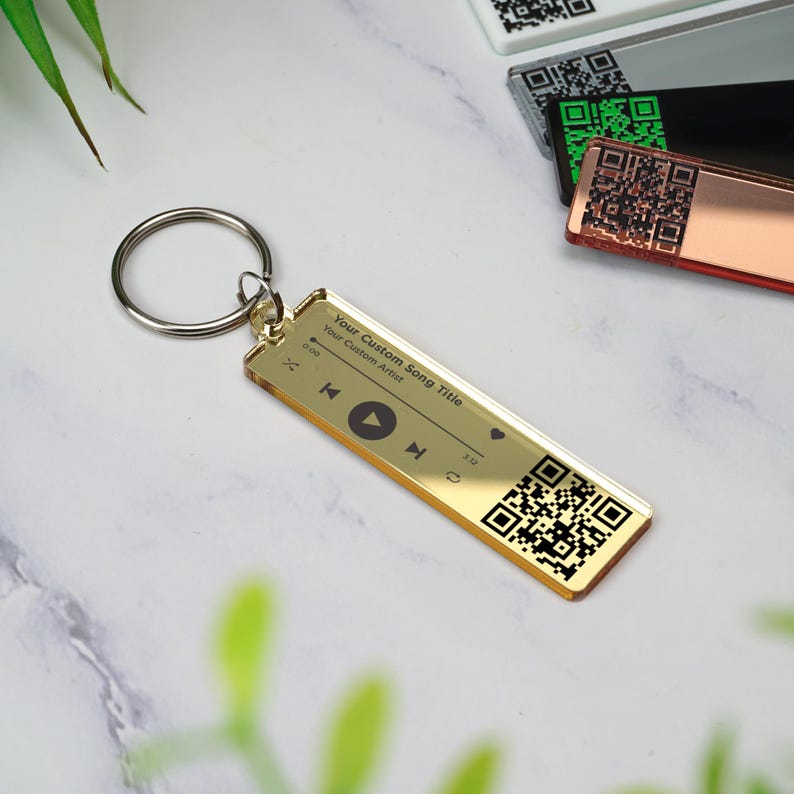 QR Code Song Keychain - Scannable Barcode Music Keyring Boyfriend Girlfriend Audio Personalised Romantic Keepsake