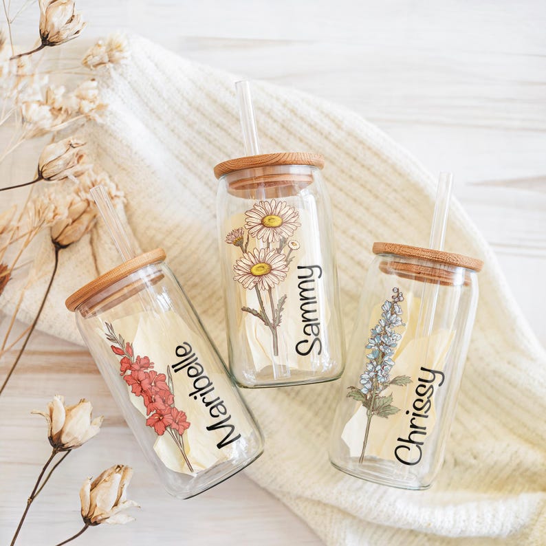 Bridesmaid Gift - Custom Bridesmaid Proposal Gift Birth Flower Glass Tumbler - Personalized Wedding Gift - Birth Flower Gift