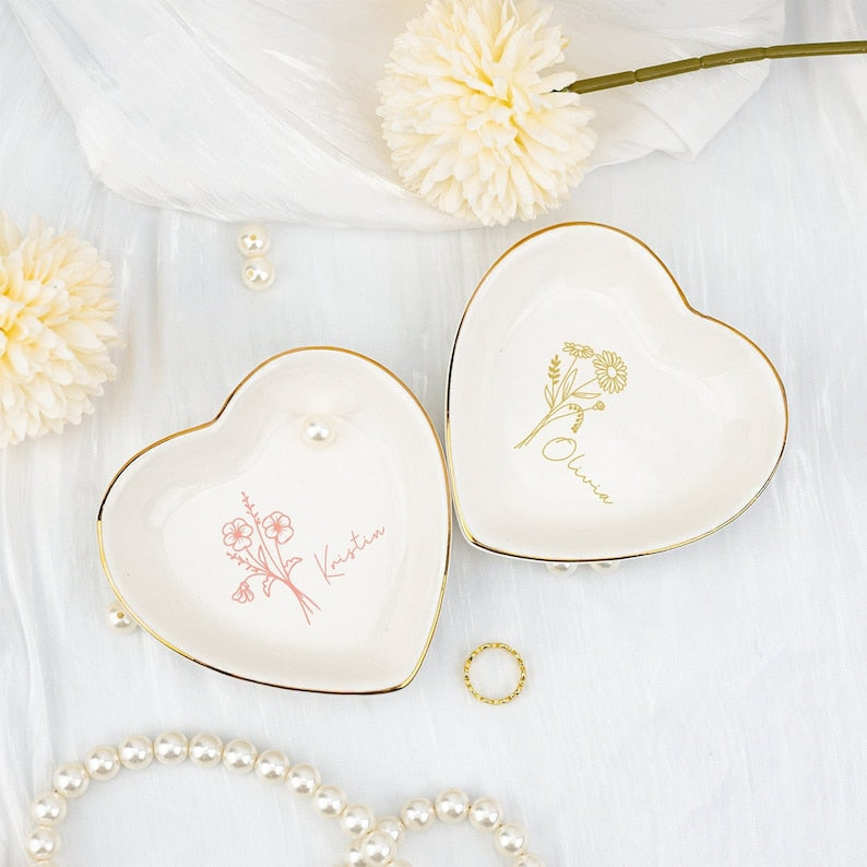 Custom Ring Dish with Birth Flower,Heart Shape Ceramic Jewelry Dish for Best Friend/Mom/Sister,Bridesmaid Bridal Shower Trinket Dish,Wedding