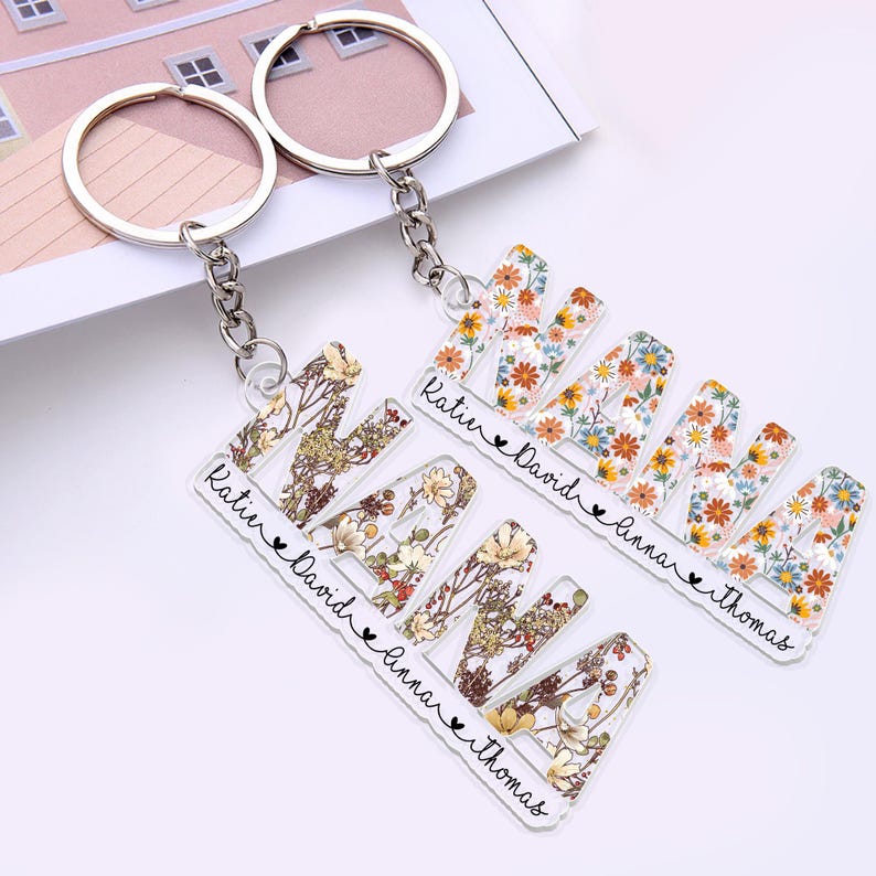 Personalized Mother's Day Gift For Nana, Custom Grandma Keychain, Nana With Grandkids Name Flowers Keyring, Gift For Grandma, Gift For Mom