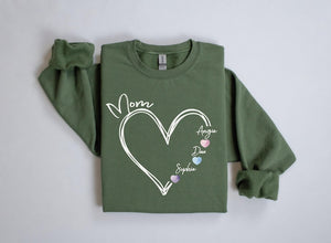 Custom Mom Sweatshirt with Kids' Names, Mama Heart Sweatshirt, Personalized Shirt, Gift for Mom, Women's Crewneck, Mother's Day Gift