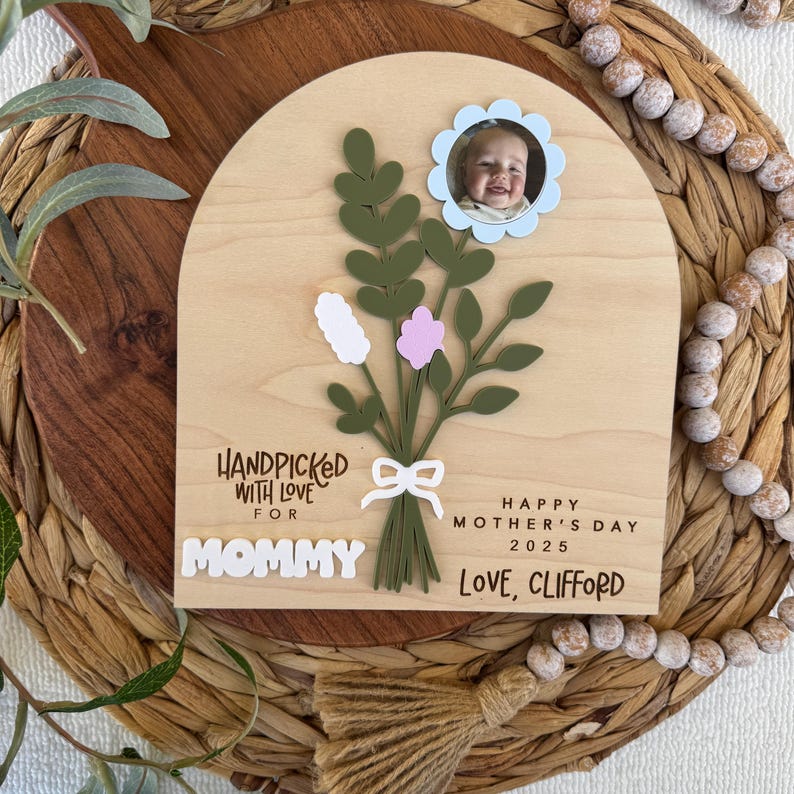 Flower Bouquet Photo Sign | Mother's Day Gifts | Gifts for Mom | Crafts for Kids | Kids Keepsake