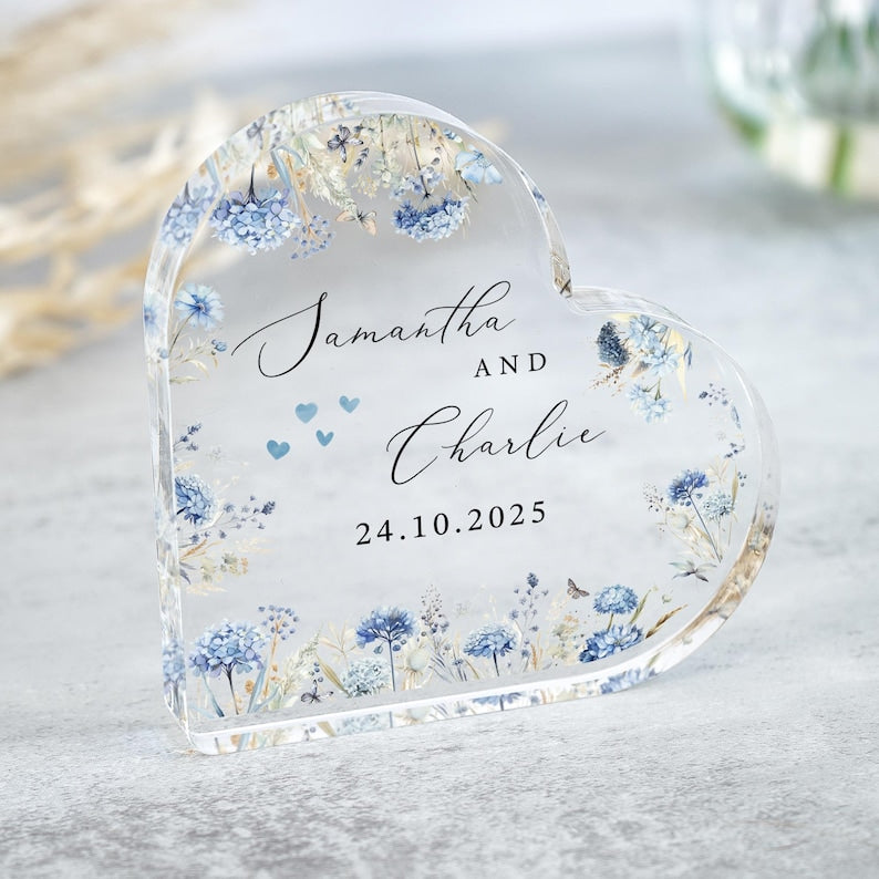 Personalised Wedding Heart Plaque Gift, Anniversary Gift Mr & Mrs Keepsake, Engagement Gift for Couple, Date Keepsake Gift, Engaged Plaque
