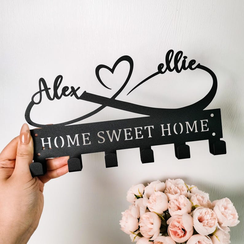 Custom Couple Heart Key Holder, Personalized Name Wall Decor, Infinity Heart Metal Sign, Key Organizer, Housewarming Gift, Christmas Gift