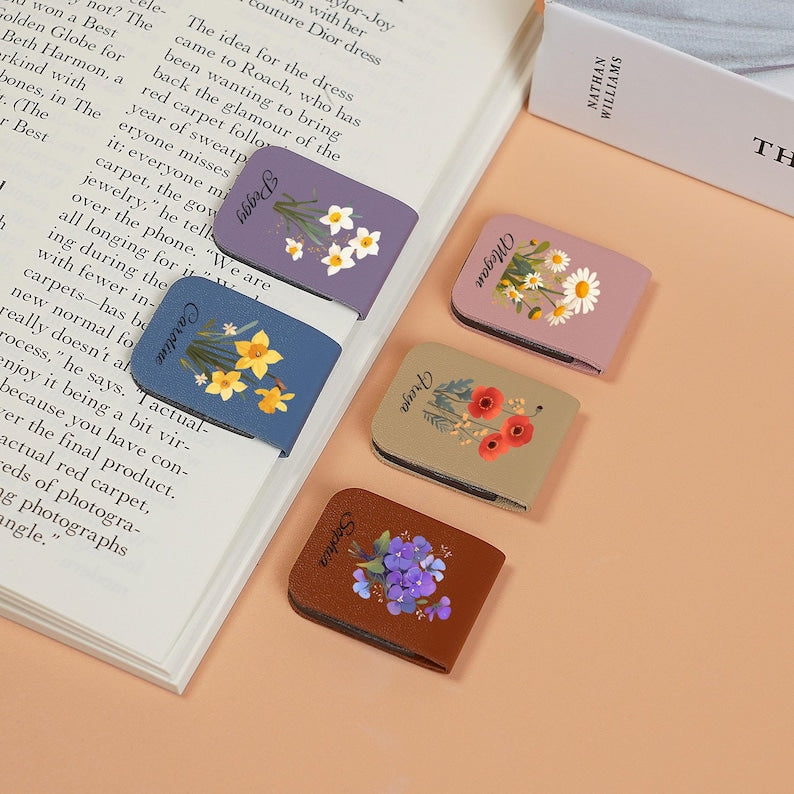Leather bookmark with birth flower, personalized leather magnetic bookmark, custom name bookmark, birthday gift for book lovers