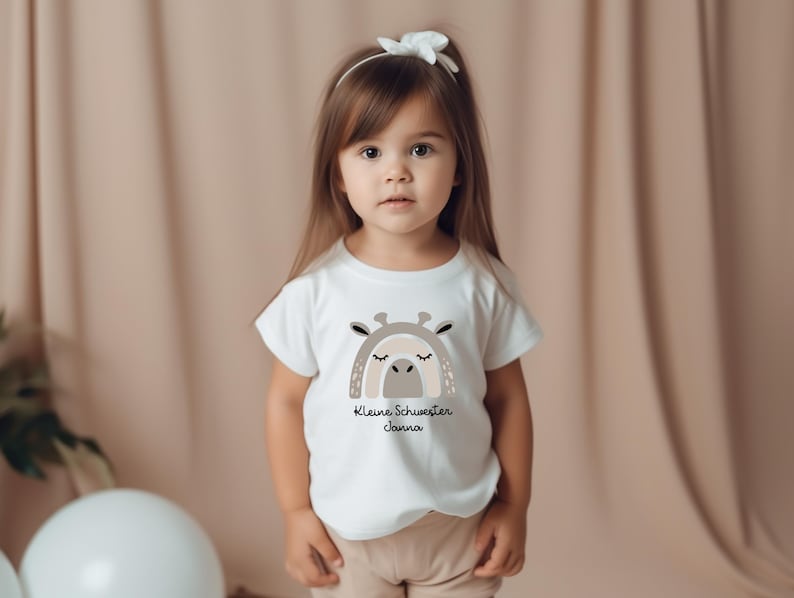 Sibling set: T-shirt & bodysuit. Partner look. Personalized name. Big brother, little sister. Sibling gift matching set.