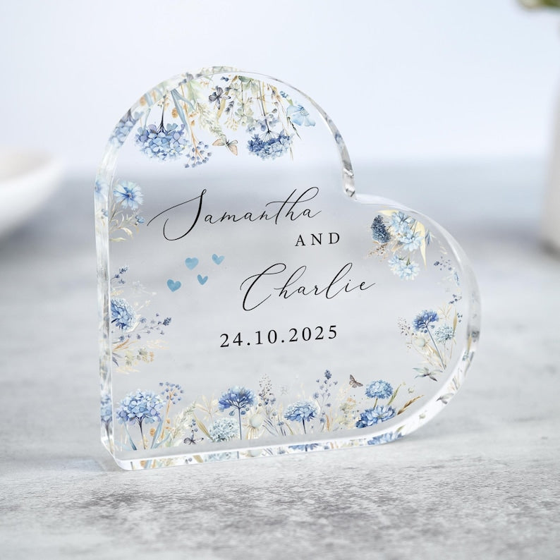 Personalised Wedding Heart Plaque Gift, Anniversary Gift Mr & Mrs Keepsake, Engagement Gift for Couple, Date Keepsake Gift, Engaged Plaque