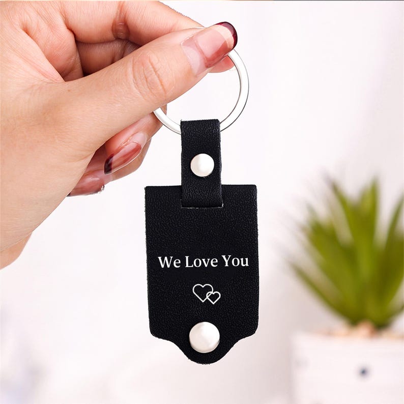 Personalized Mens Leather Keychain with Photo inside,Metal Tag Photo Keyring,Engraved key chain,Anniversary Gifts for Him,Father's Day Gifts