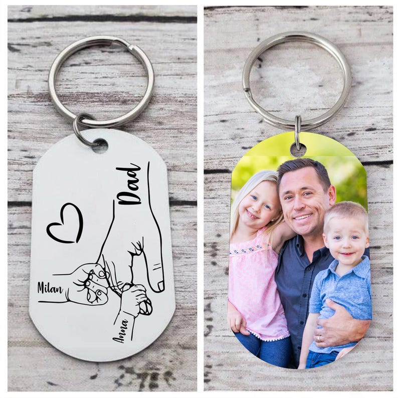 Personalized Dad Keychain for Father's Day Gift, Dad and Kids Hands Keychain Gifts for Dad, Gifts for Husband, Grandpa Fathers Day Gift