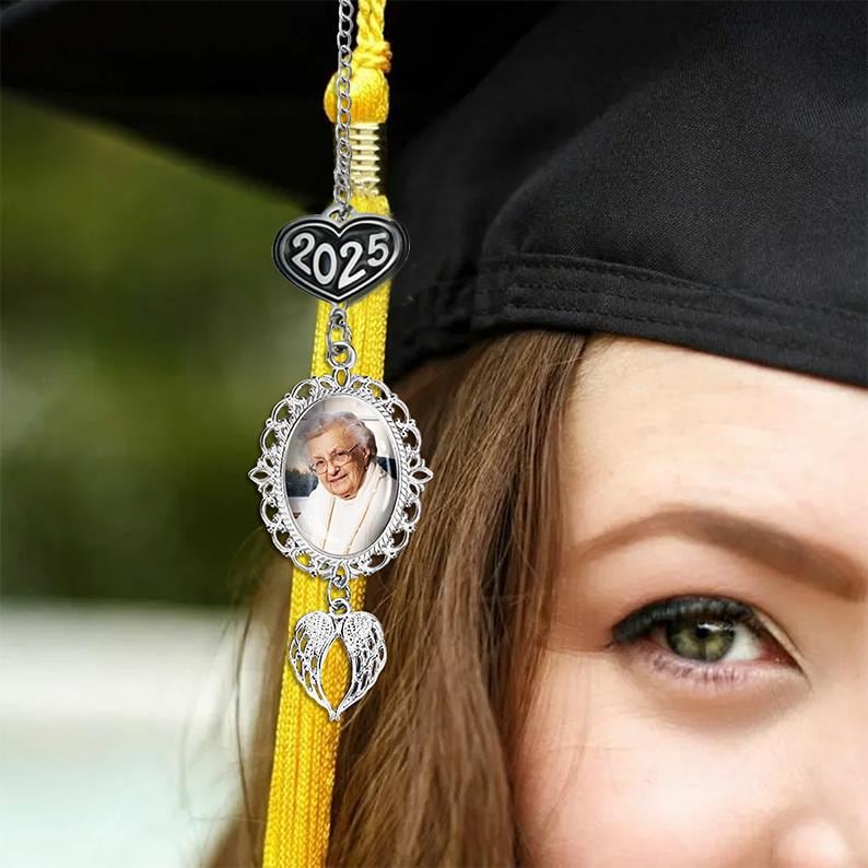 Custom Graduation Tassel Photo&Text Charm with Angel Wing,Memorial Graduation Gift For Him/Her,2026 Graduation Memorial Tassel for grad cap