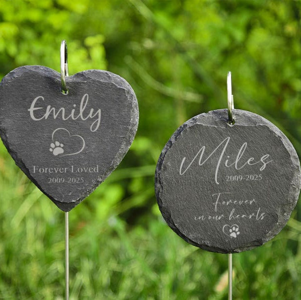 Engraved Pet Memorial Garden Stone Dog Loss Personalized Gift Pet Memorial Stone Garden Sign with Hanging Stake - Honor Your Beloved Pet