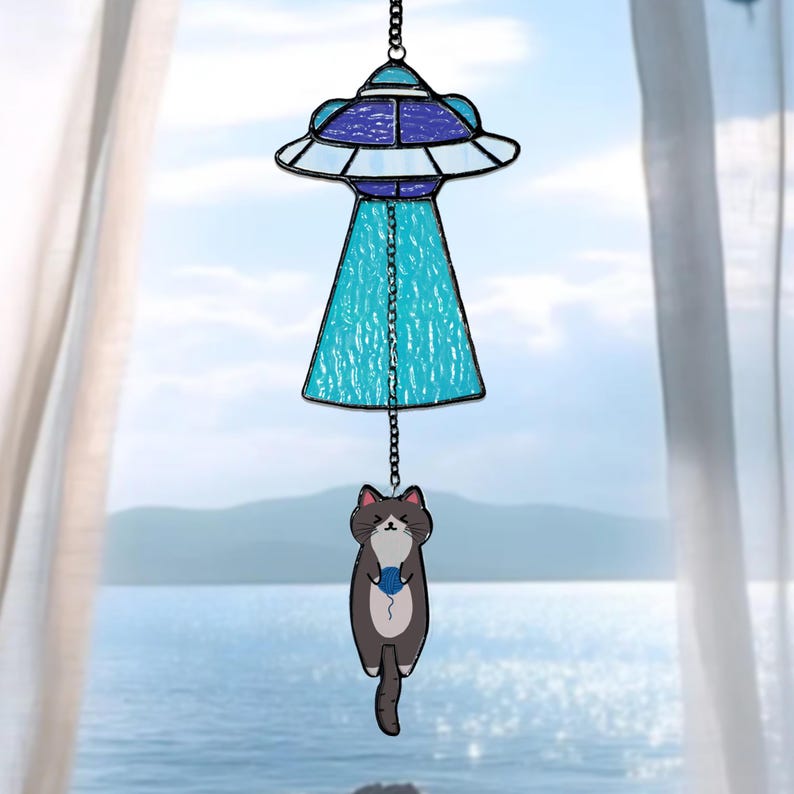 Stained Glass Cat UFO Suncatcher, Funny Abduction Cat Window Hanging Decor, Handmade Glass Alien Spaceship Gift, Cute Cat Lover Gift