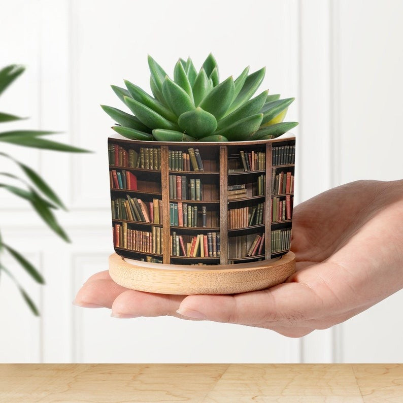Book Vintage Plant Pot Succulent Planter, Teacher Gift, Bookworm Gifts, Librarian Gift, Teacher Book, Teacher Back to School Gift,Book Lover
