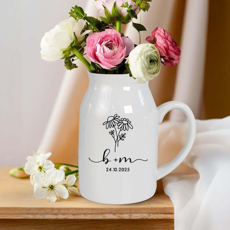 Personalized Wedding Gift for Couple Ceramic Flower Vase Housewarming Gift, Custom Bridal Shower Gift for Bride, Engagement Gift for Couple