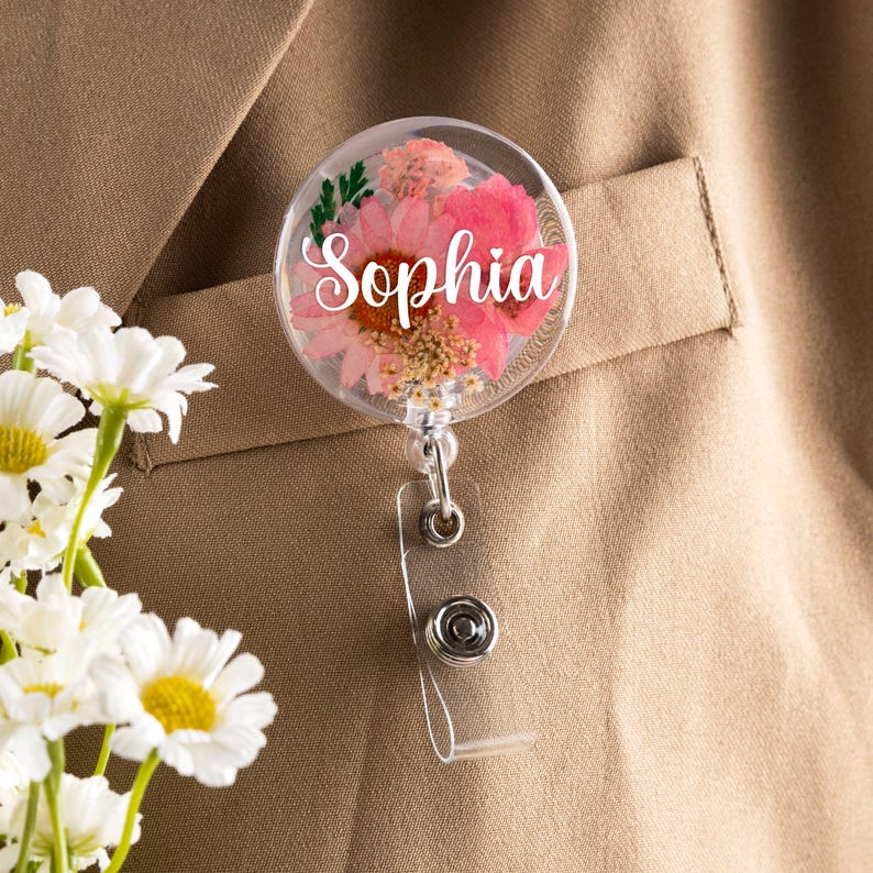 Resin Dried Flower Nurse Badge Holder, Real Flower Badge Reel for Nurse Gift, Custom Name Badge Reel, RN badge reel, Gift for Nurse,Doctor