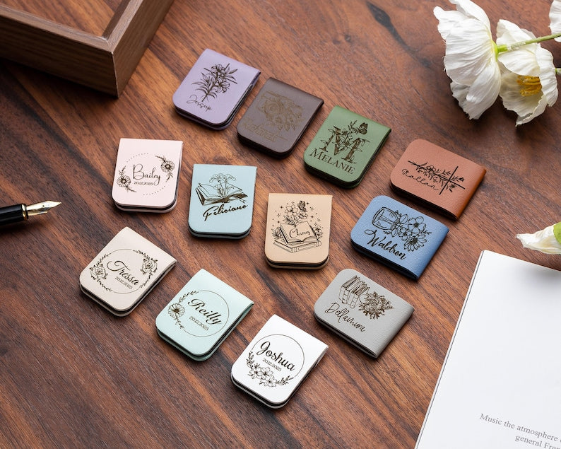 Custom leather bookmarks,Gifts for readers,Gift for Book Lovers,book mark for her,Bridesmaid gift,Personalized Bookmark,Wedding gift