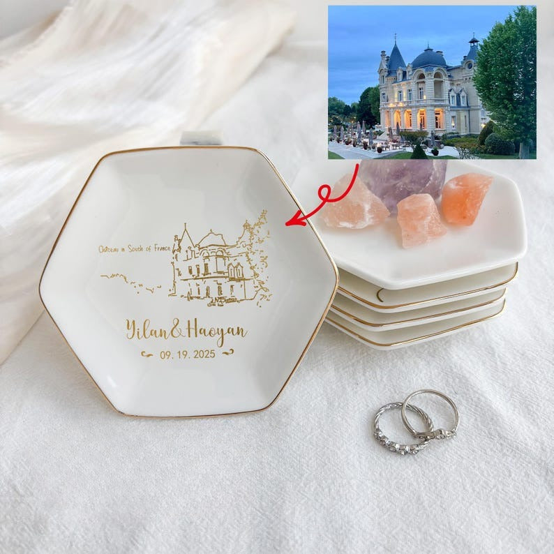 Destination Wedding Skyline Jewelry Dish, Wedding Venue Outline Ring Dish, Custom Wedding City/Hotel Trinket Dish, Just Engaged Gift