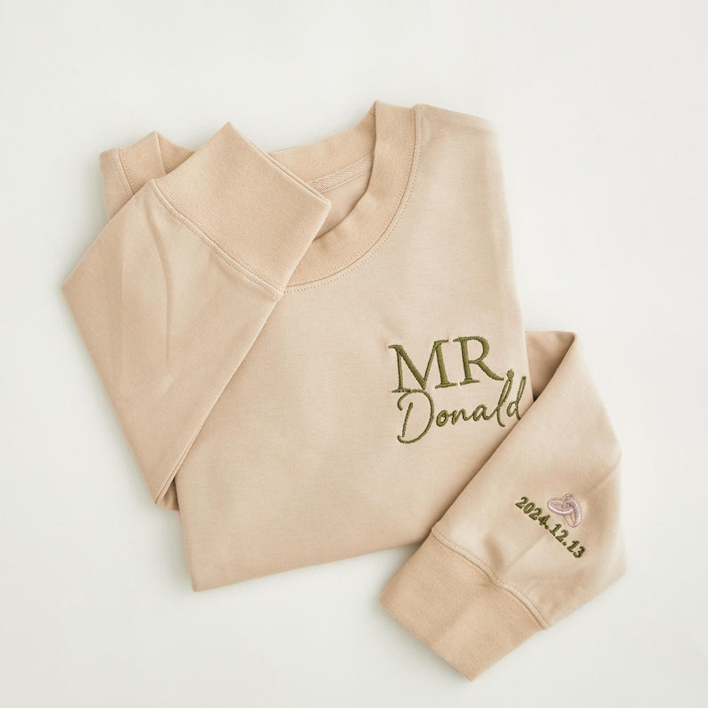 Personalised Mr Mrs Embroidered Sweatshirt - Date on Sleeve, Honeymoon Sweatshirt, Bridal Shower Gift, Couple's Hoodie, Honeymoon Wear