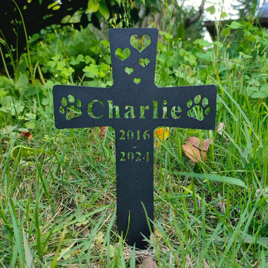 Custom Metal Pet Memorial Garden Stake,Personalized Dog Memorial Plaque,Pet Garden Sign with Heart and Paw,Pet Grave Marker,Cross Yard Sign