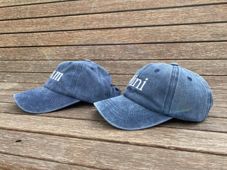Custom Embroidered Family Matching Cap, Mum Dad Hats, Custom Dad Caps, Daddy Mini Hat, Big Bro Hat, Personalised Pregnancy Announcement Gift il_794xN.6816534980_38s7.jpg