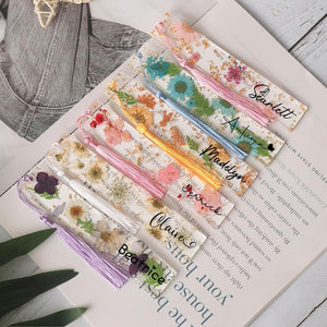 Pressed Floral Bookmark for Women,Custom Resin Bookmark, Personalized Bookmark, Floral Bookmark with Name, Holiday Gift for Her, Book Mark