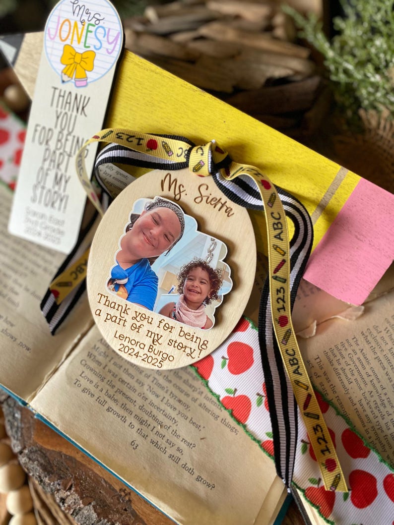 Class Picture Ornament, Gift for Teacher from Classroom, Gift from Classroom, Personalized Teacher Gift, Gift from Students