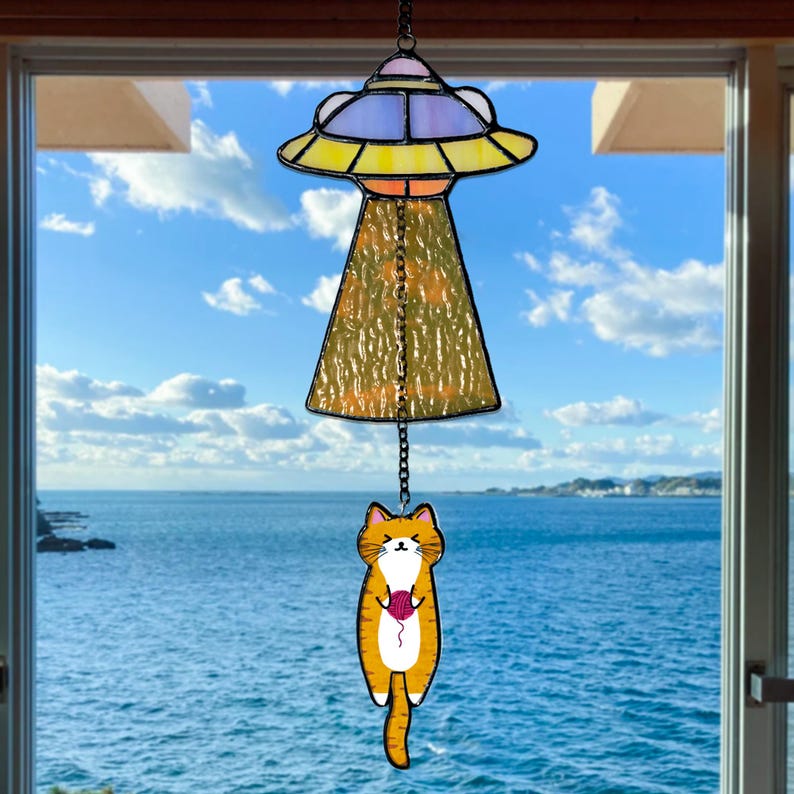 Stained Glass Cat UFO Suncatcher, Funny Abduction Cat Window Hanging Decor, Handmade Glass Alien Spaceship Gift, Cute Cat Lover Gift