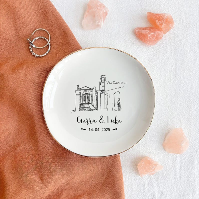 Destination Wedding Skyline Jewelry Dish, Wedding Venue Outline Ring Dish, Custom Wedding City/Hotel Trinket Dish, Just Engaged Gift